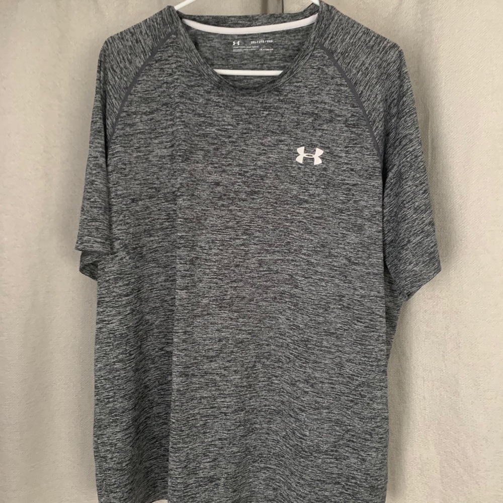 XXL Under Armour T Shirt